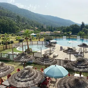 Camping Camping Paradis La Roudelière, Signes